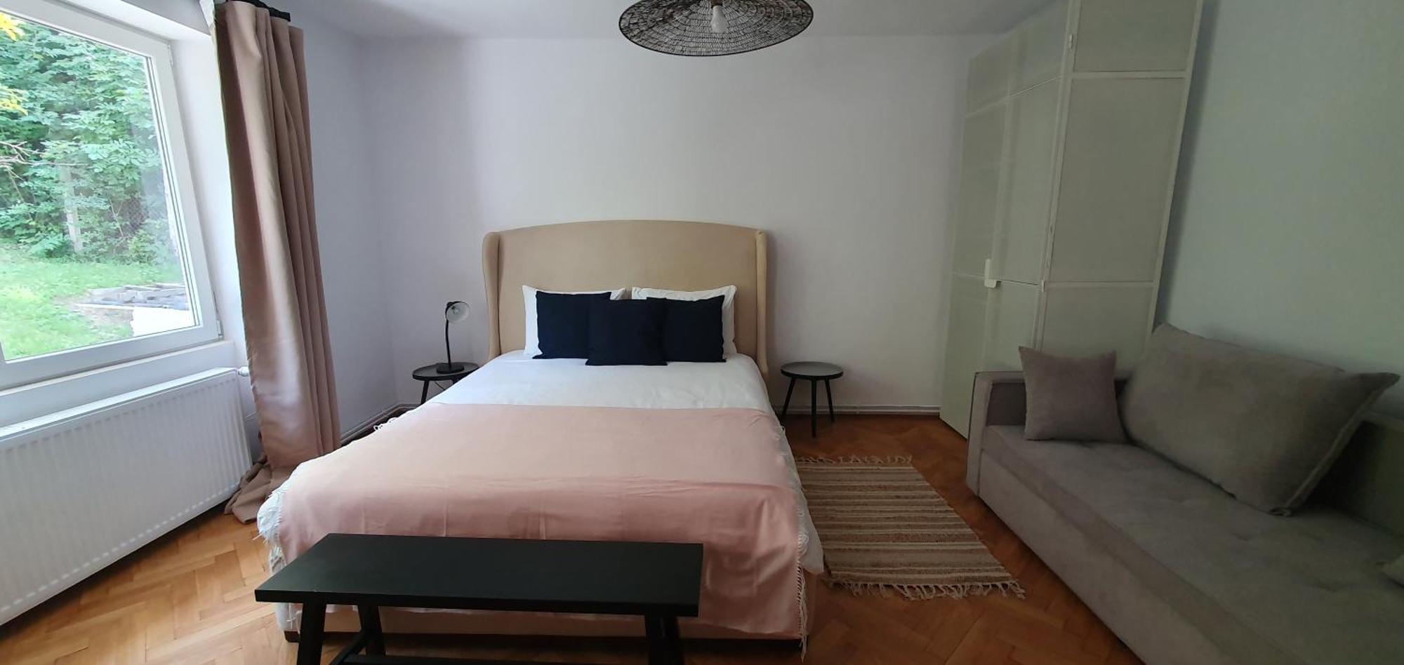 The Pines Serviced Apartments Braşov Eksteriør billede